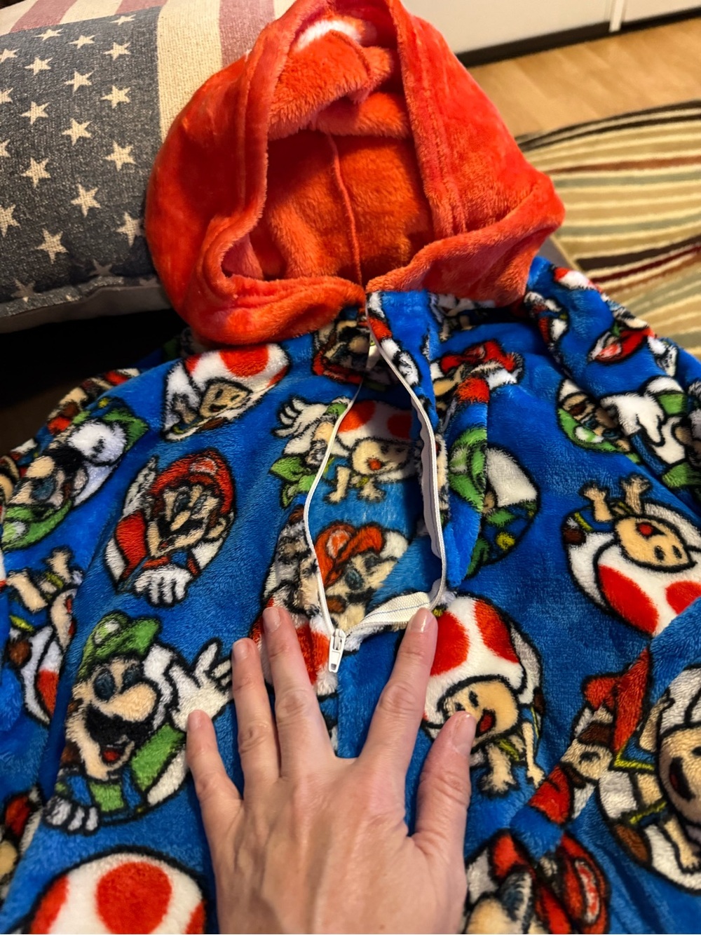 Nintendo Plush Hooded Robe - Picture 2 of 5